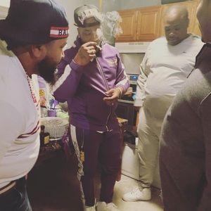 Meet your Posher, Darrell